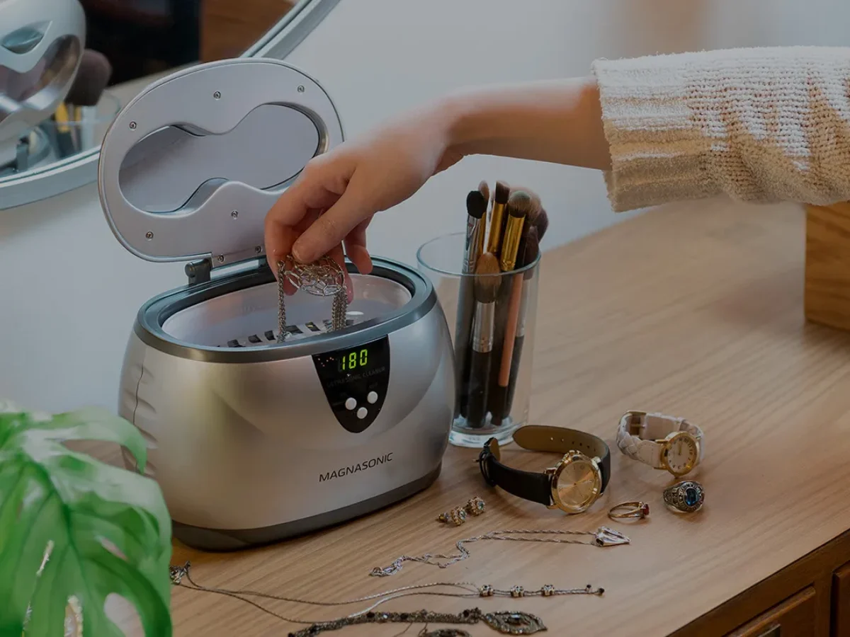 A Guide How to Use an Ultrasonic Jewelry Cleaner